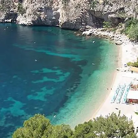 Republique * Μόντε Κάρλο